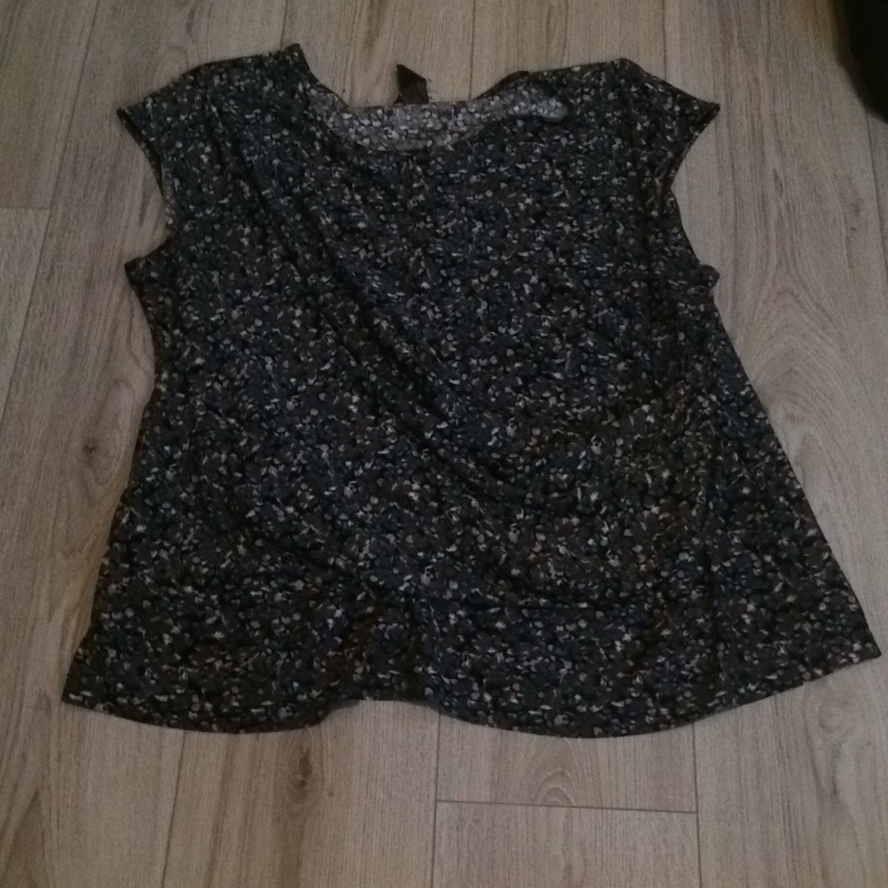Raindance woman’s top